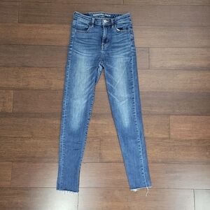 American Eagle Super Hi-Rise Jegging Crop Denim Jeans Women's Size 4